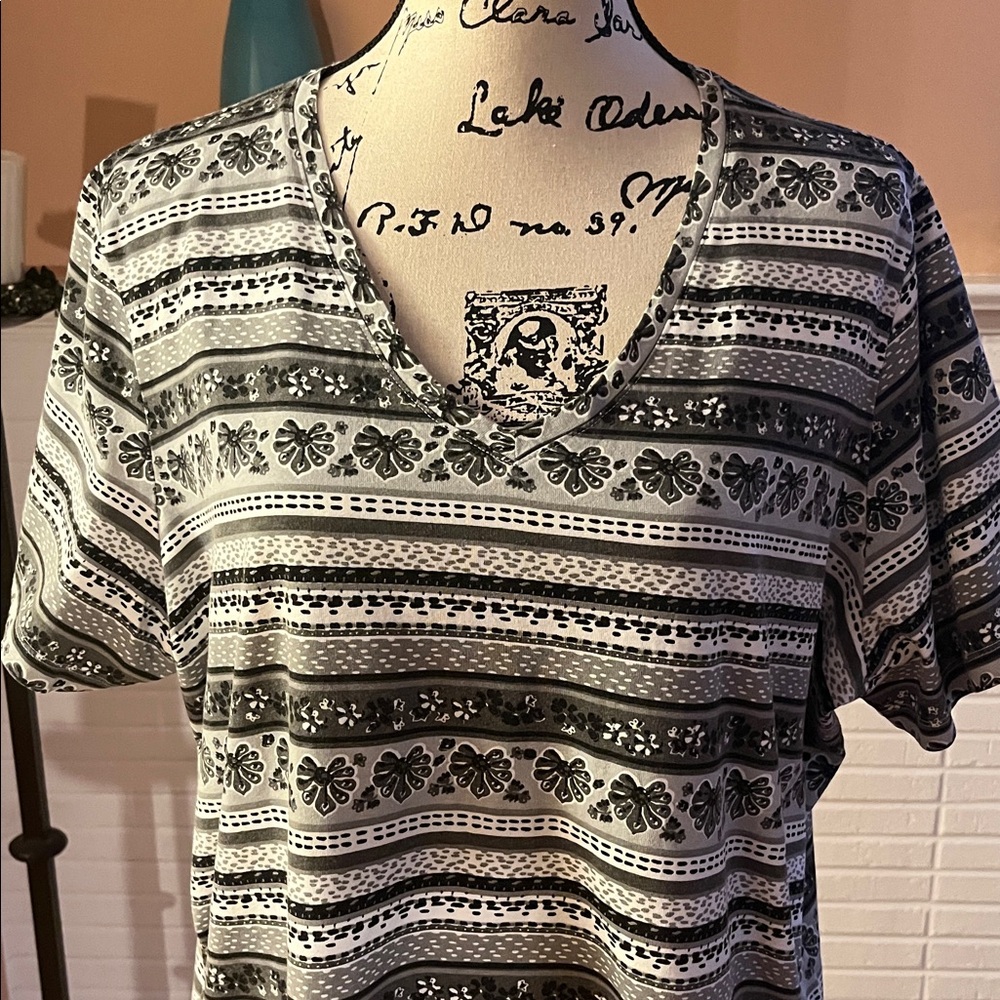 Woman Within Black and White Striped Floral V-Neck Tee - Picture 2 of 7